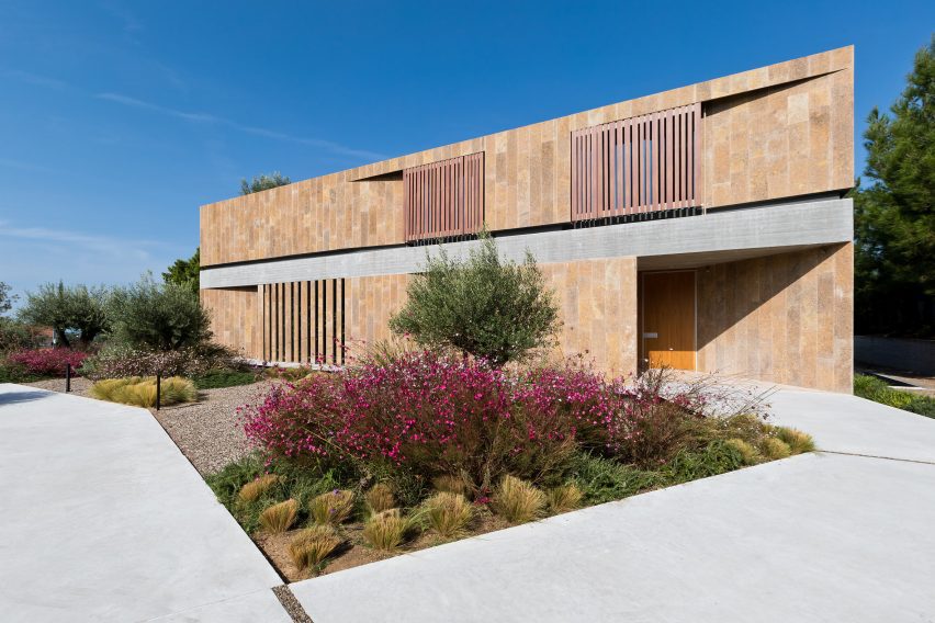 Exterior view of Atrium House in Greece