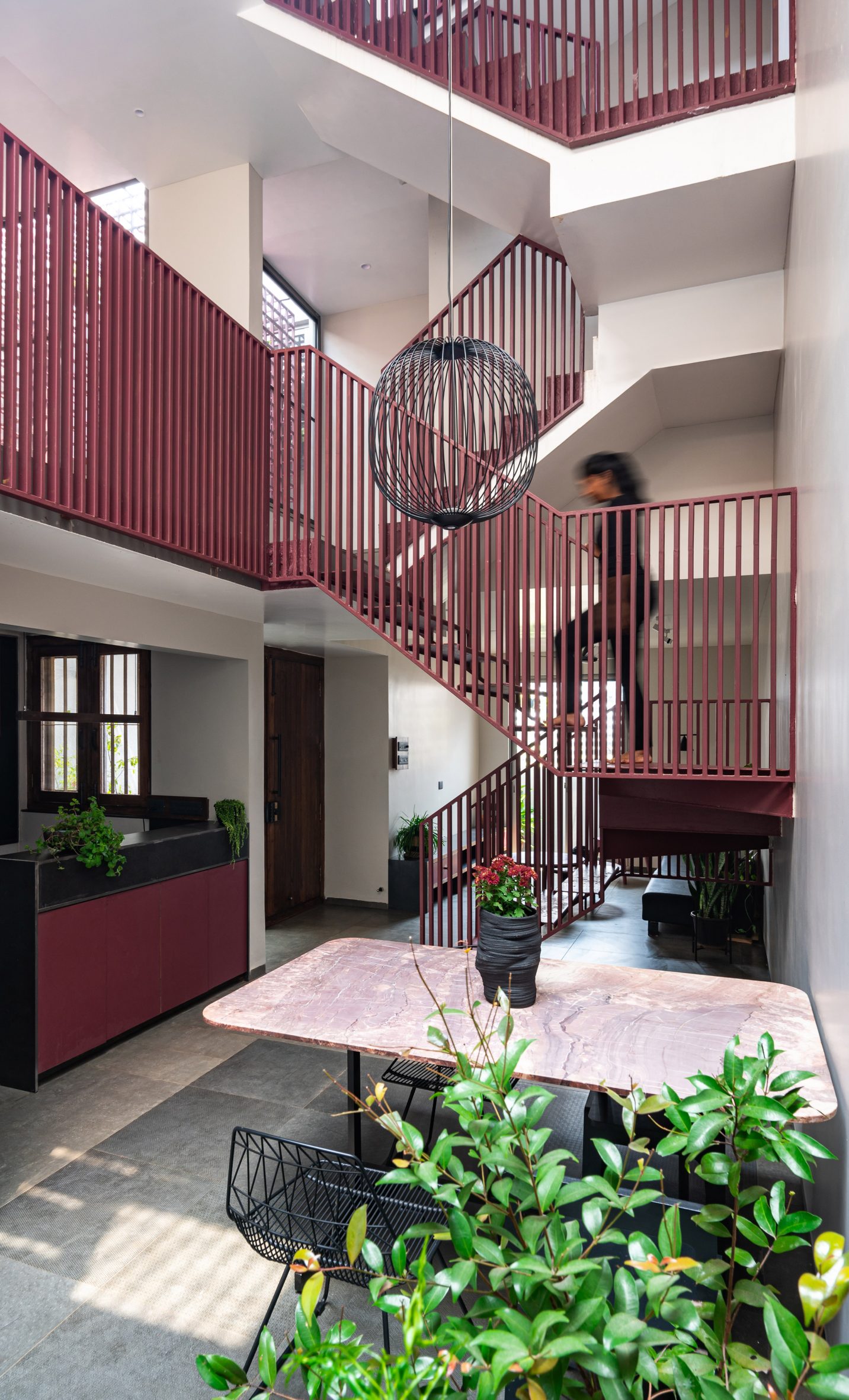 Magenta staircase