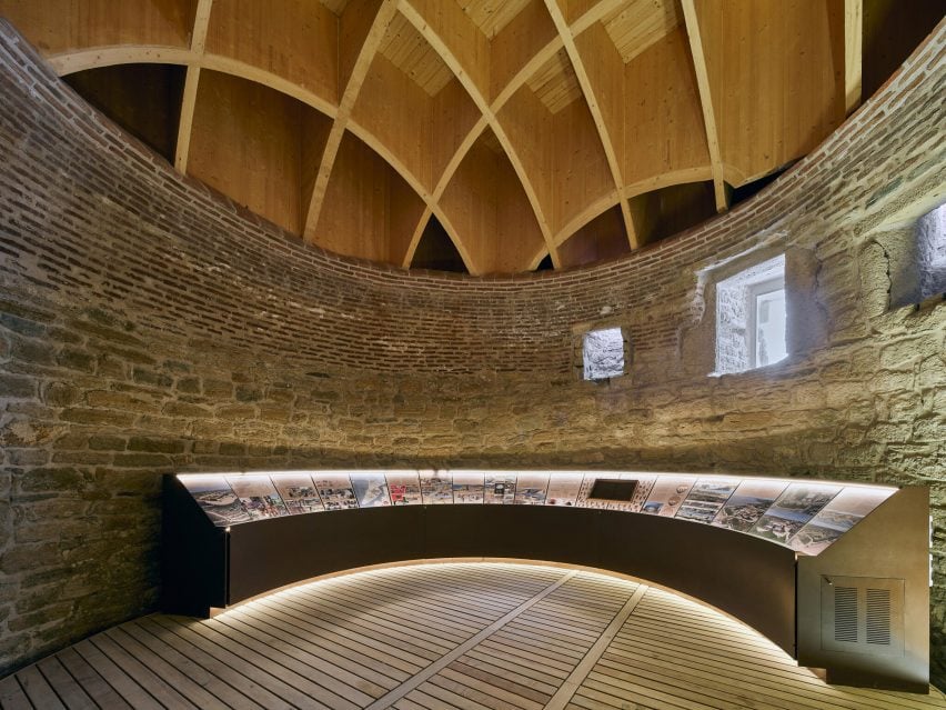 Exhibition space within Seddülbahir Fortress by KOOP Architects