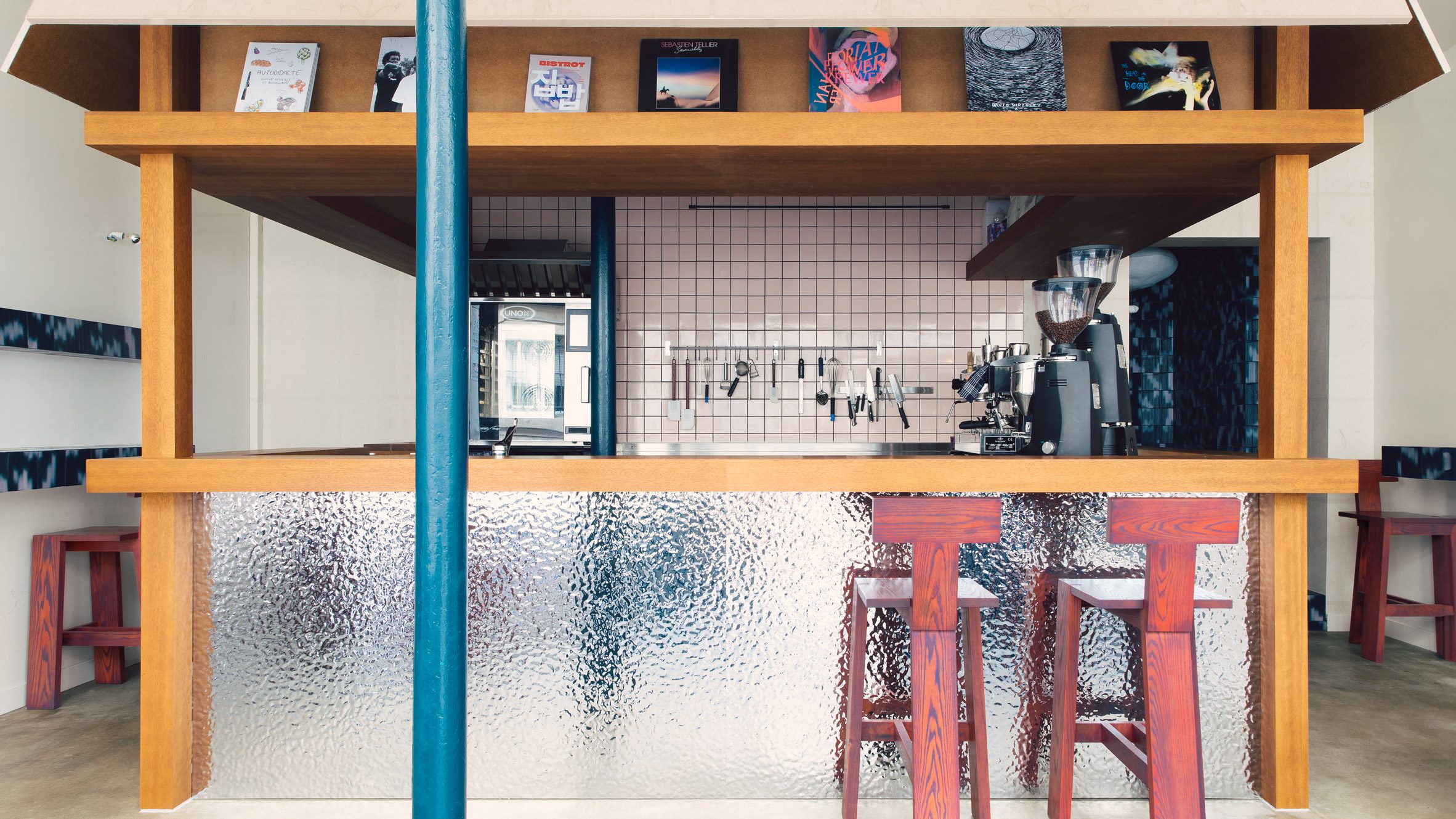 https://static.dezeen.com/uploads/2024/10/uchronia-cafe-shin-interiors-hero-1.jpg