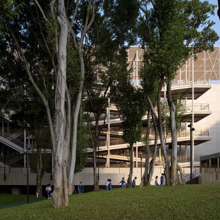 Liyuan Foreign Language Primary School by Vector Architects