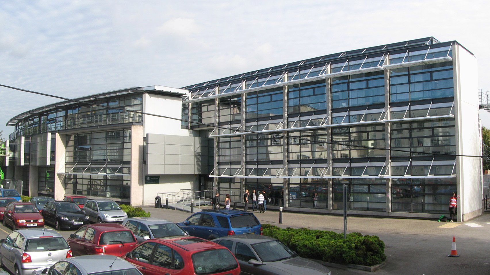 https://static.dezeen.com/uploads/2024/11/centenary-building-university-salford-hodders-associates-demolition-risk-news-architecture-uk_dezeen_1704_hero.jpg