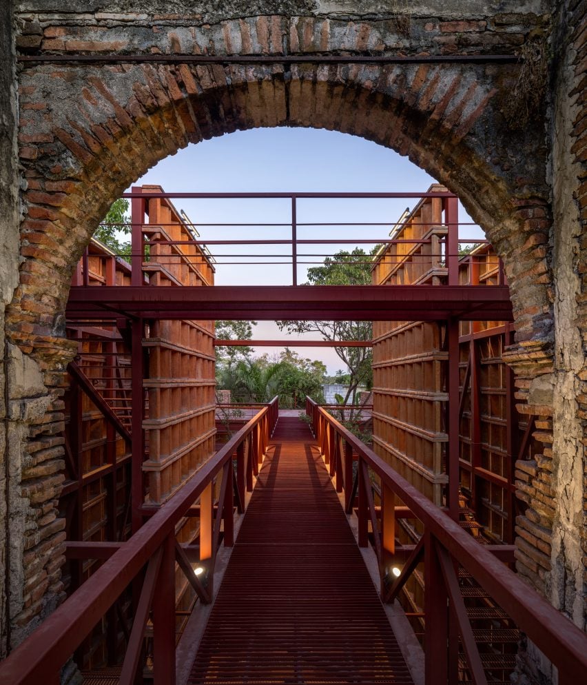 Bridge of San Blas port building by Colectivo C733