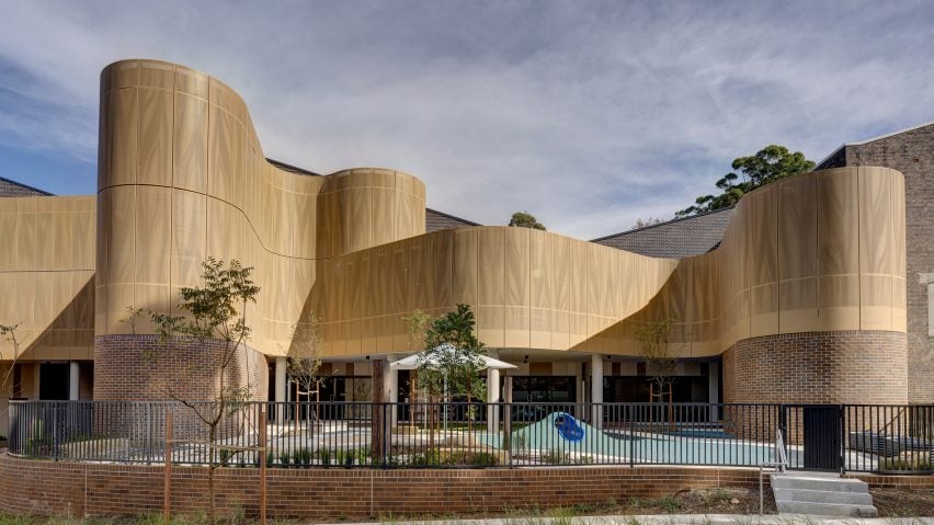 Darlington Public School by Fjcstudio