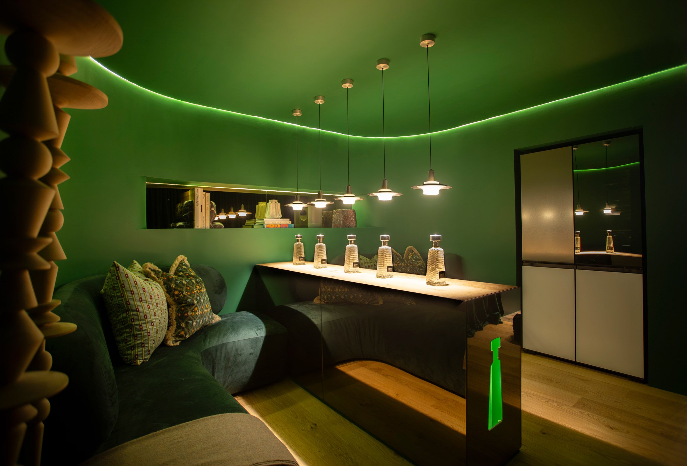 Green room with middle bar and lights