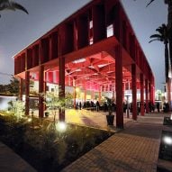 Espacio Libertad red pavilion by K+M Arquitectura y Urbanismo