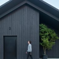 Weald House by Mailen Design and Peter Bradford Architects