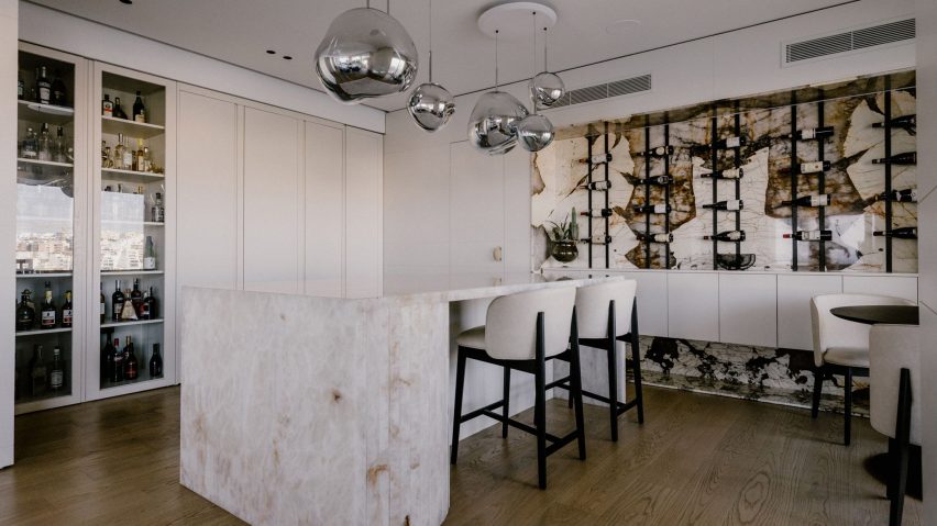 Antolini stone kitchen island Malta apartment