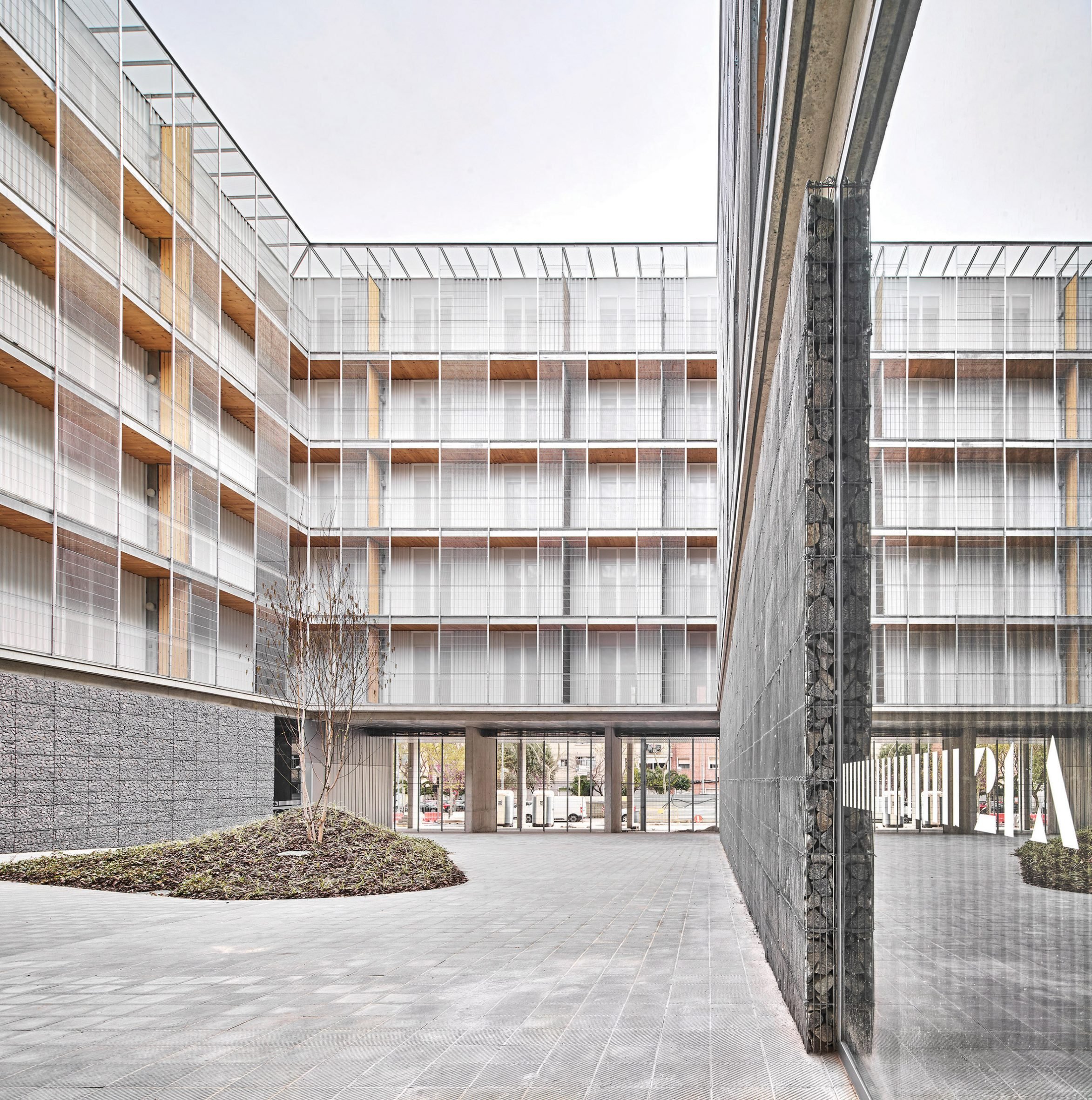 Courtyard space within social housing development by Peris + Toral Arquitectes