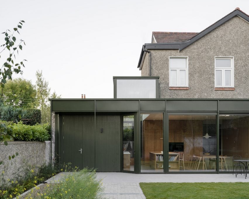 Dublin house extension formed of green powder-coated aluminium 