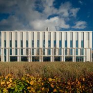 Reiach and Hall Architects renews "dated" science facilities at the University of Aberdeen