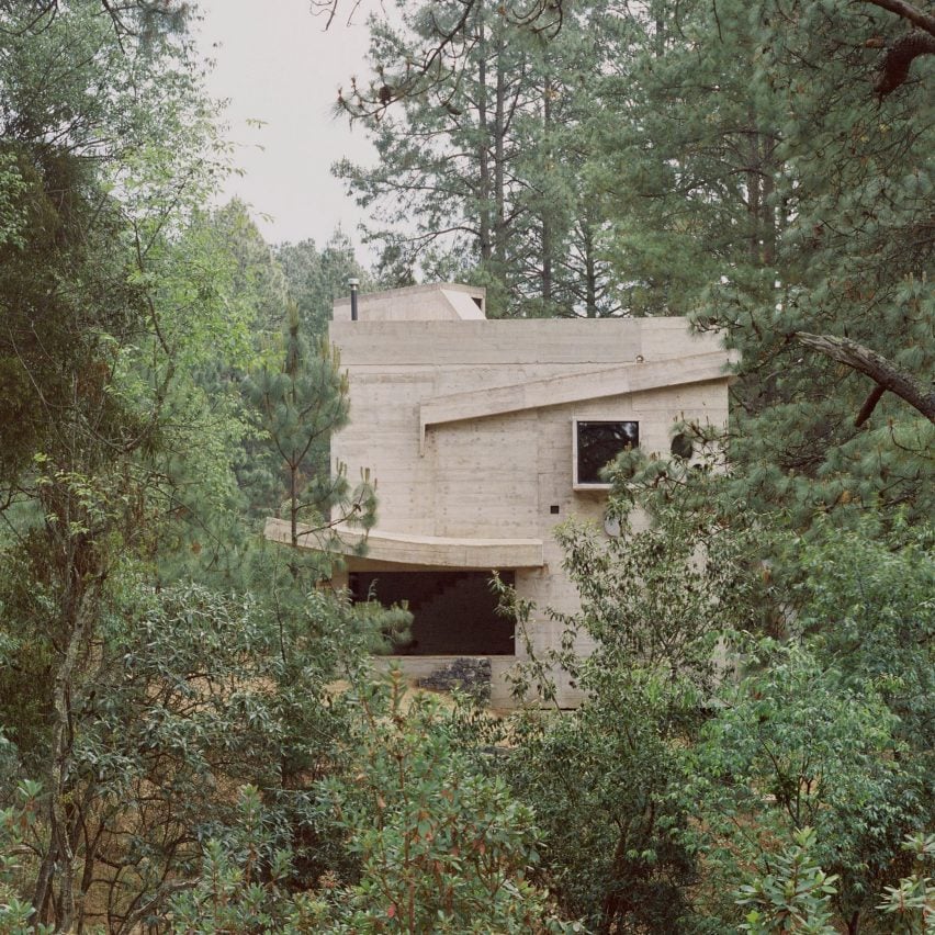 Une maison isolée au Mexique par Ludwig Godefroy