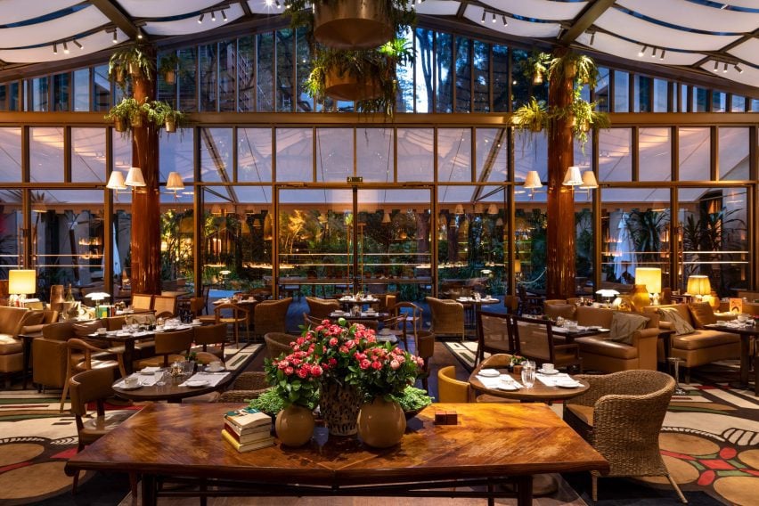 Le Jardin restaurant interior