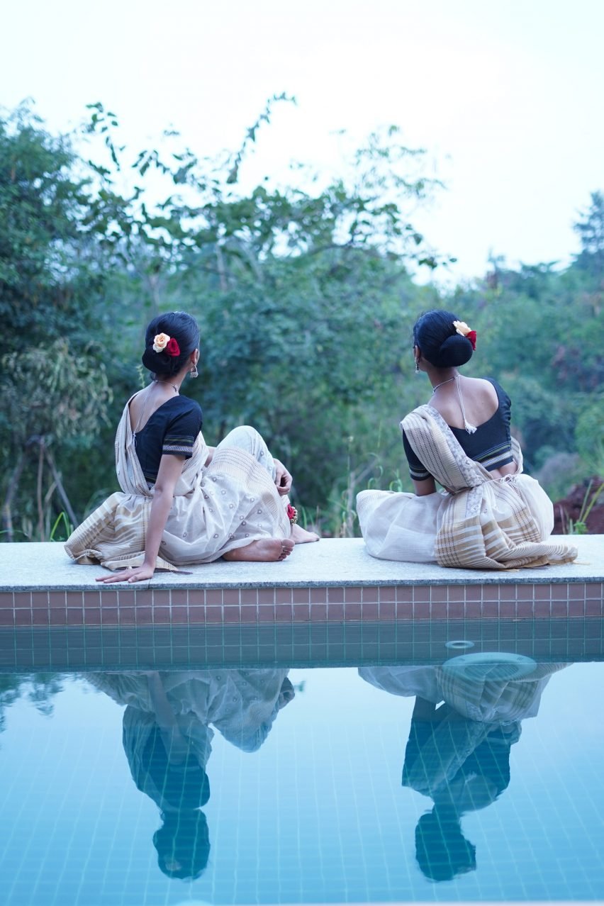 Pool at Sār Residence