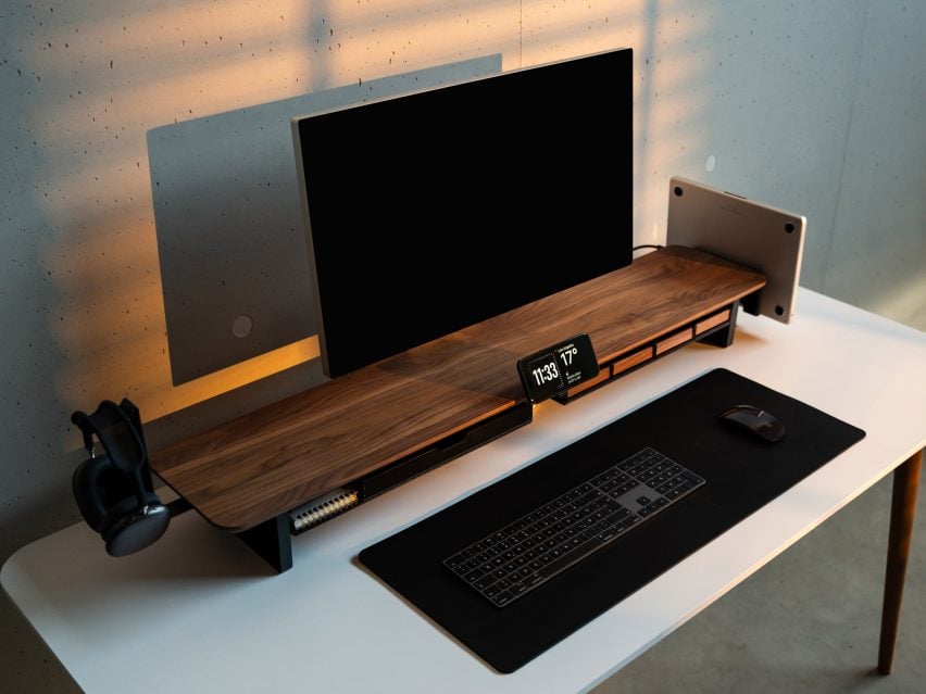 Setup Cockpit Desk Shelf System by Balolo