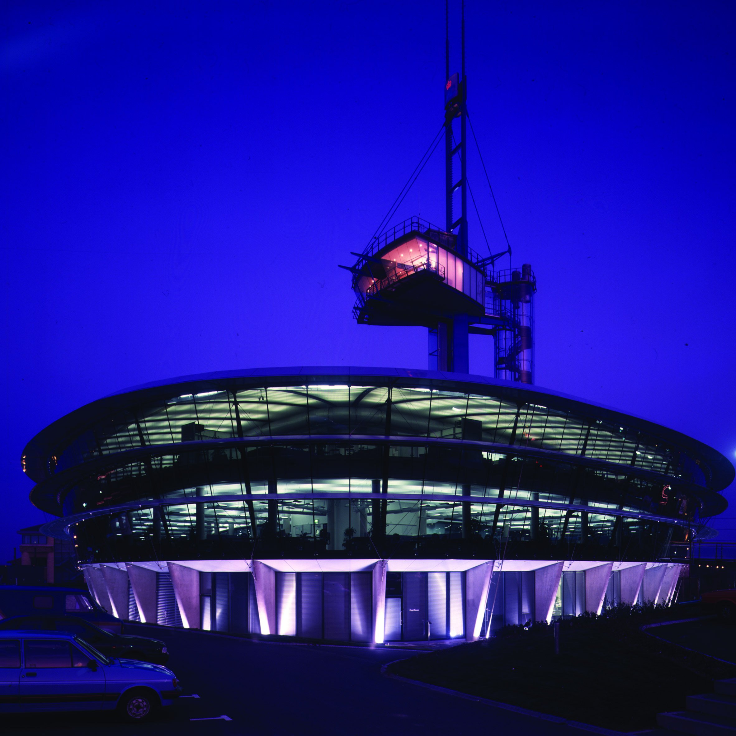 RAC Regional Control Centre by Nicholas Grimshaw and Partners