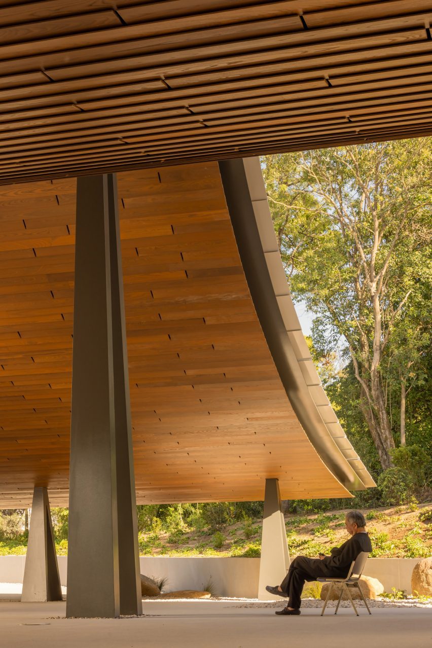 Centro de Arte Moderna Gulbenkian extension by Kengo Kuma