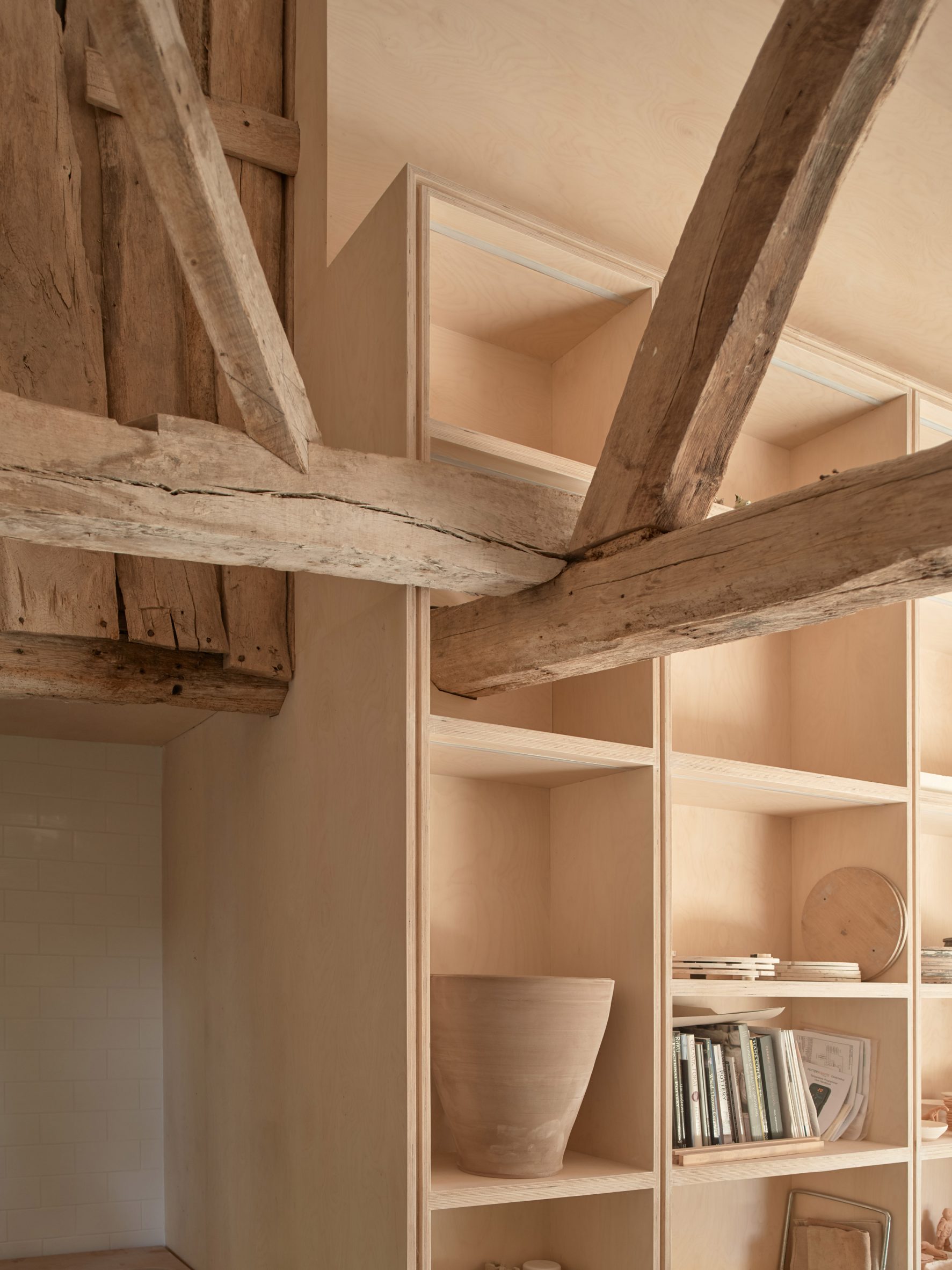 Old oak beams and plywood joinery