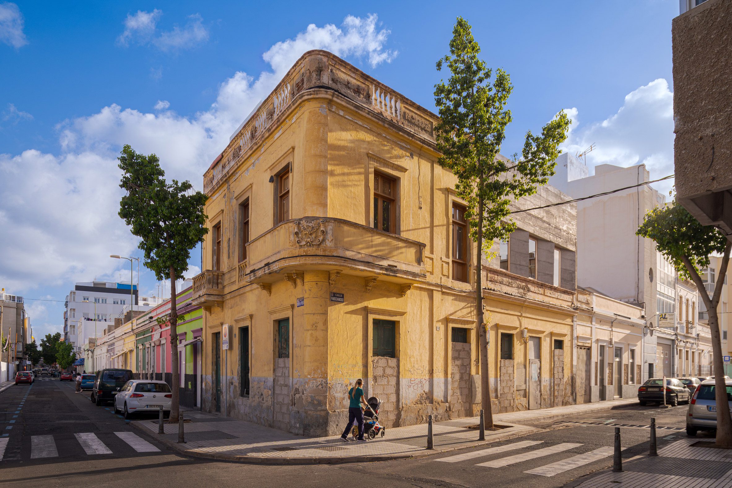 Exterior view of House M in Gran Canaria