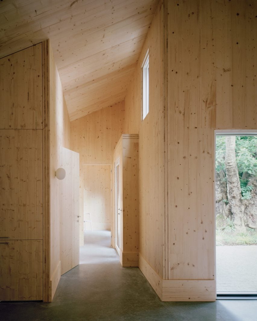 Corridor within London home by Ao-ft