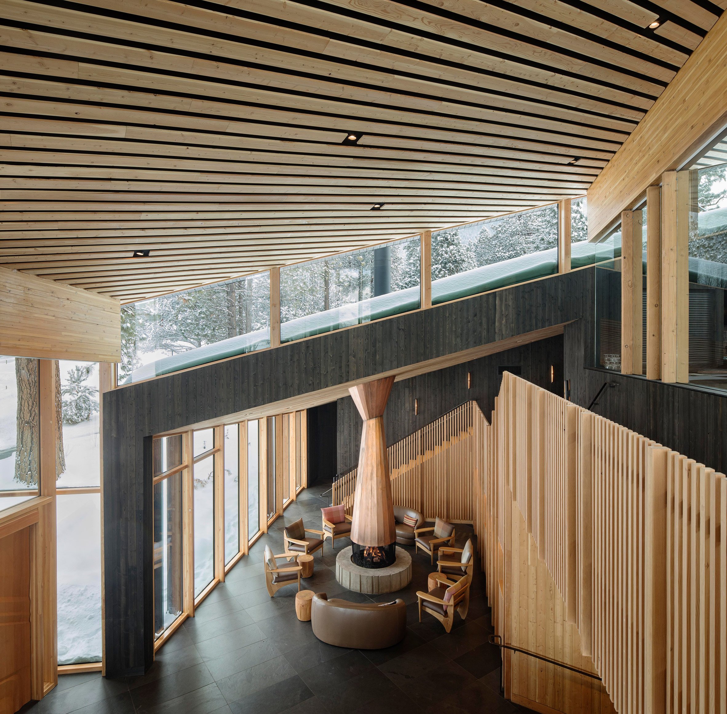 Clerestory window in lodge 