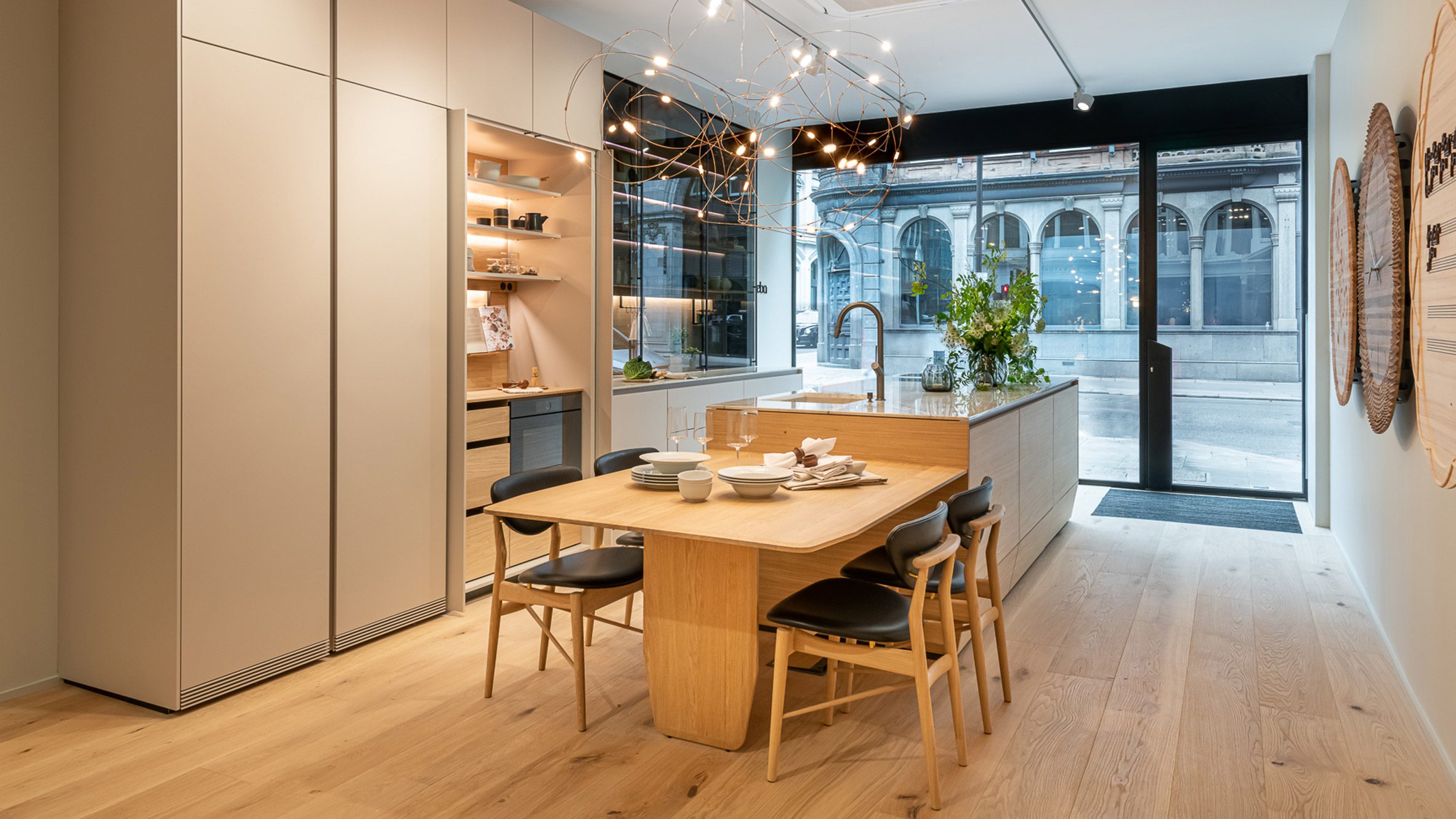 https://static.dezeen.com/uploads/2024/12/eba-showroom-london-promotion-hero_dezeen_2364_col_0.jpg