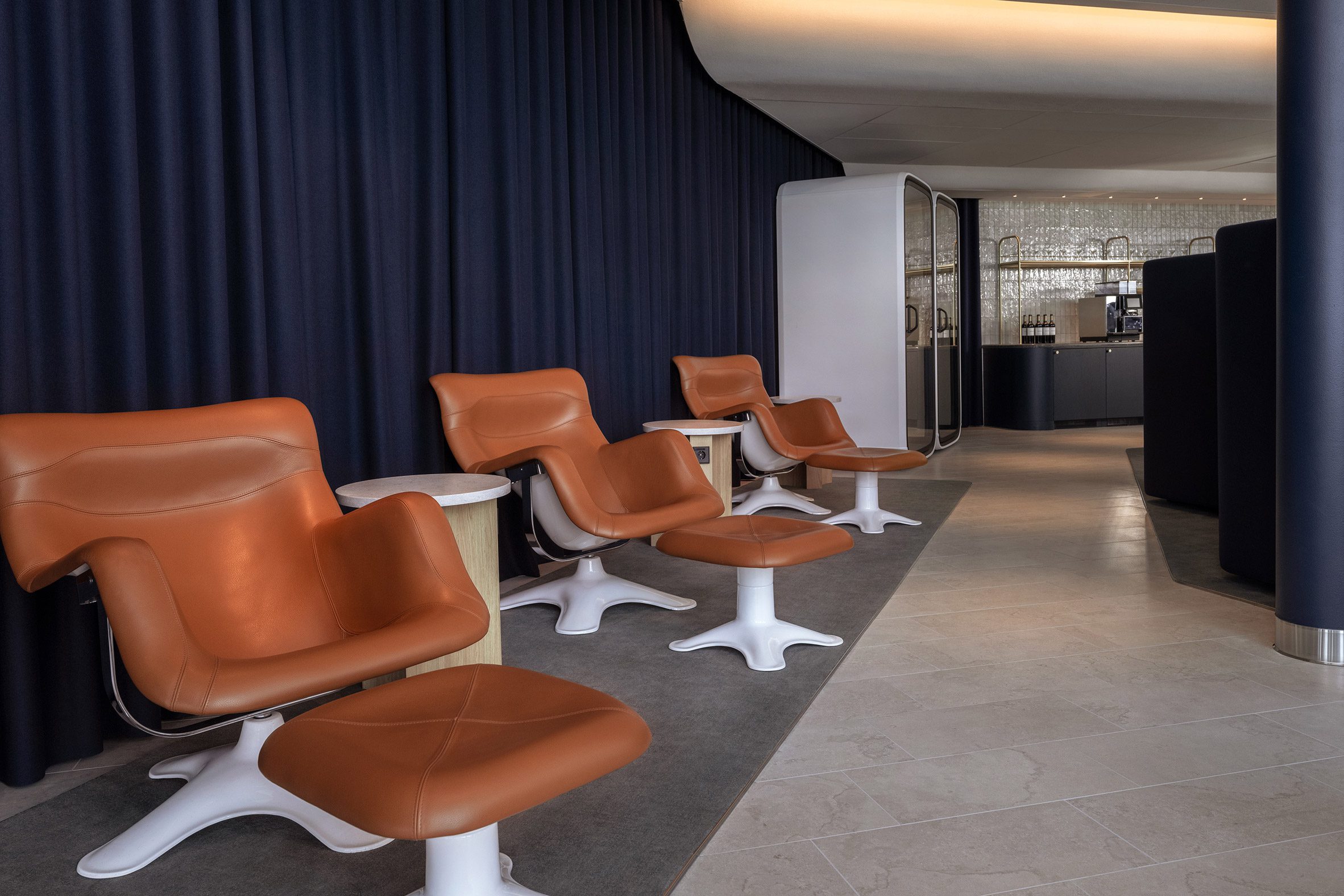 Karuselli chairs in Finnair lounge at Helsinki Airport by Joanna Laajisto