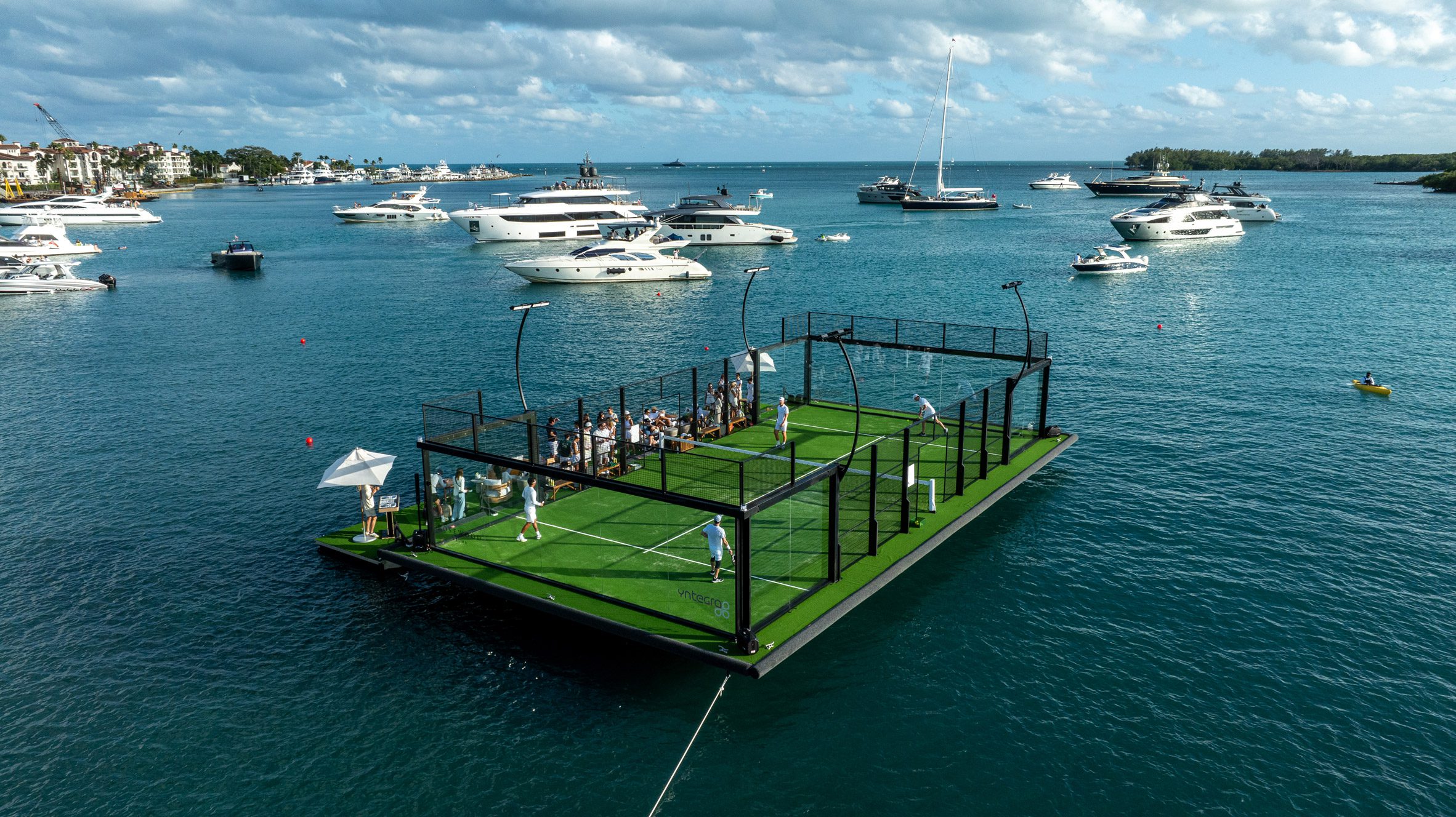 Floating padel court