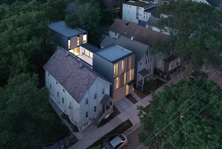 Top view of Curtain House by Johnsen Schmaling Architects