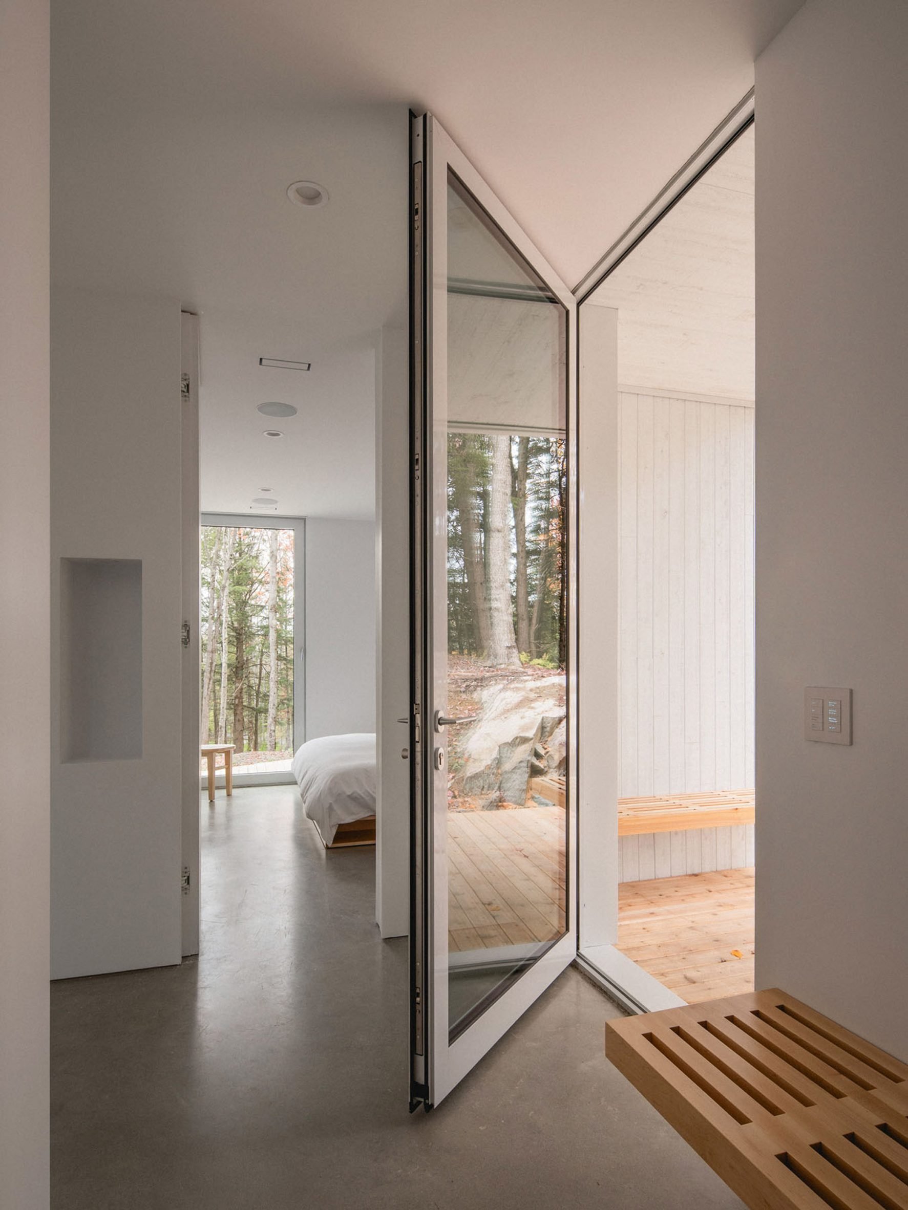 Entrance to Selenite retreat in Québec