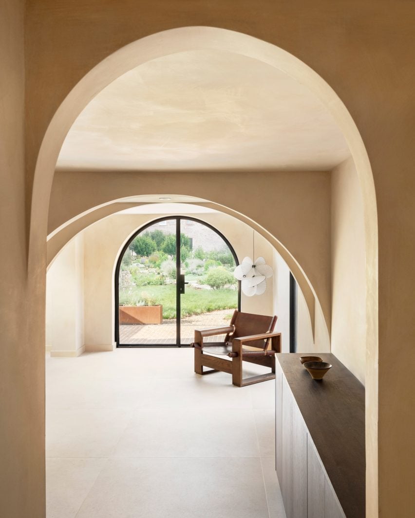 Lime-plastered interior of Arch House in London