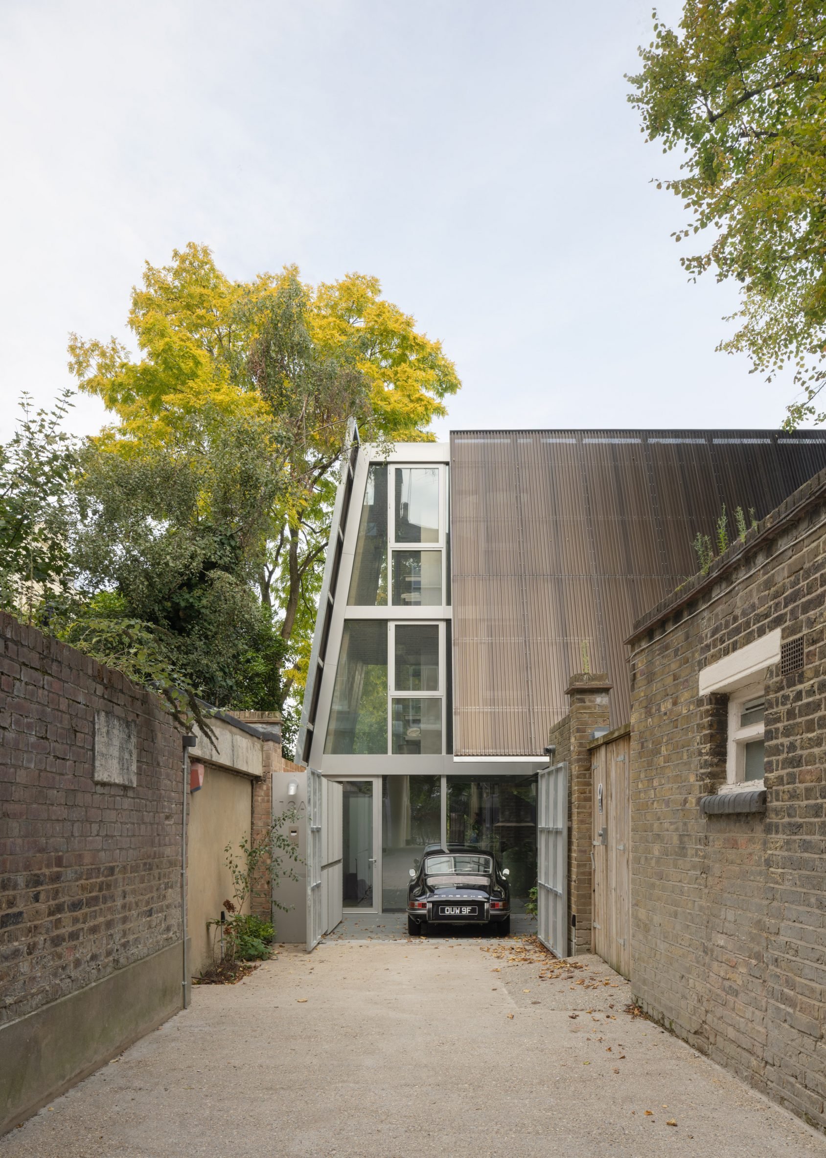 Reciprocal House by Gianni Botsford Architects