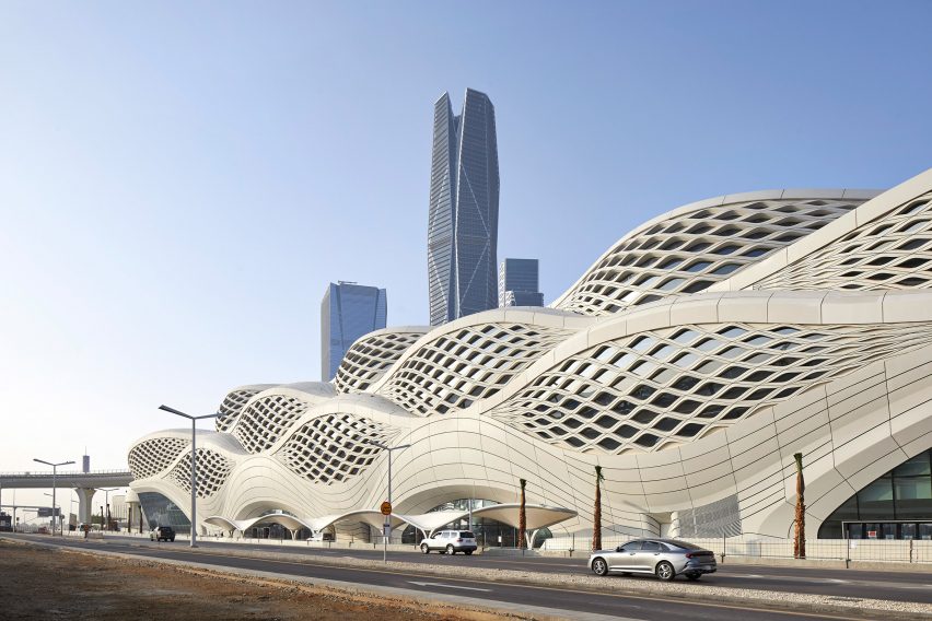 Exterior view of King Abdullah Financial District Metro Station