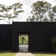 Jahten House by Senyum Design