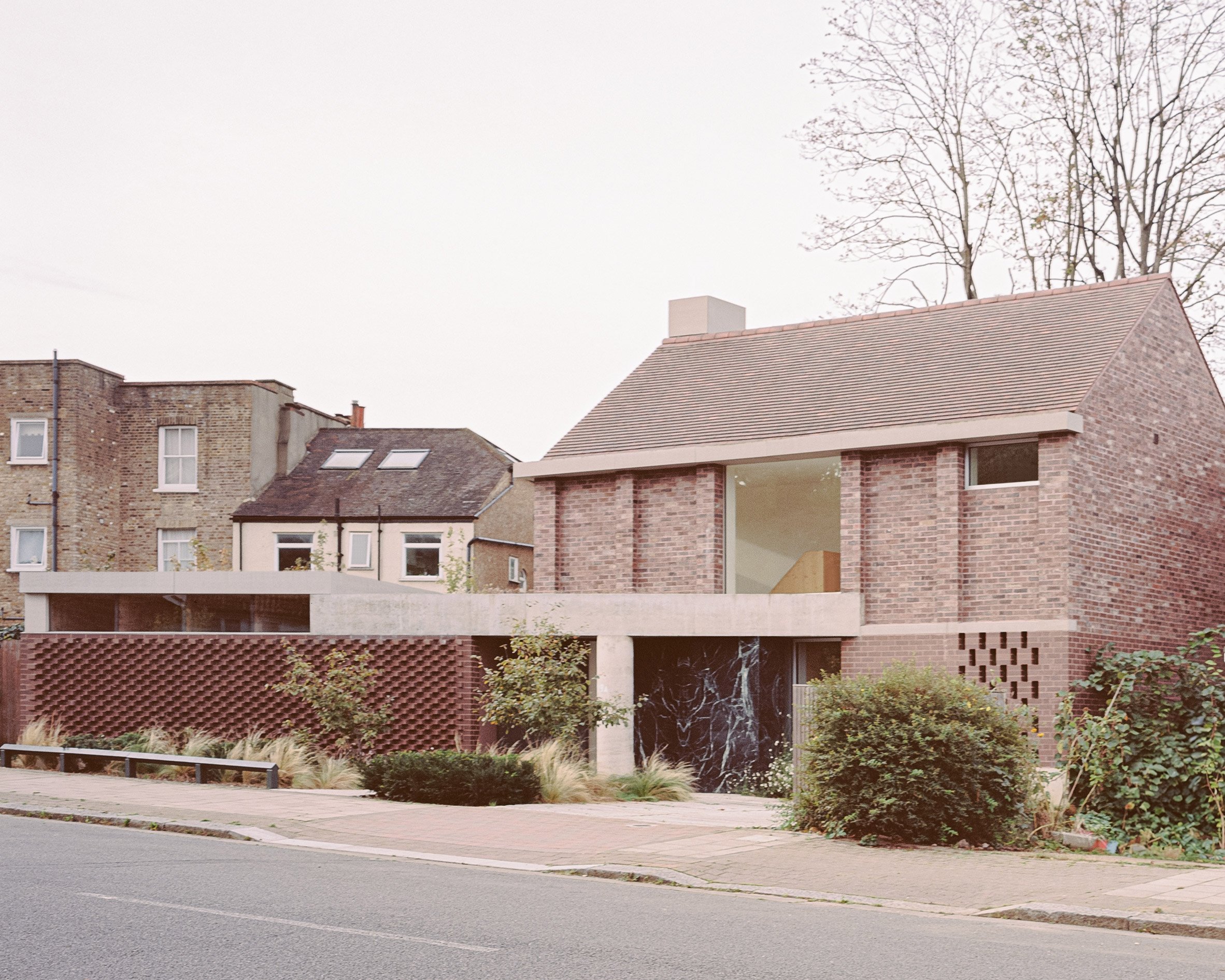 Exterior of six columns by 31/44 architects