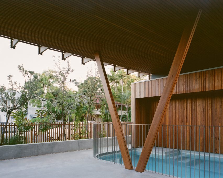 Pool and patio of Bangalow Road House by Son Studio