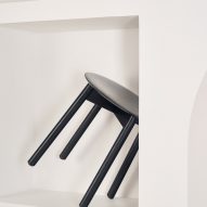 SSD stool by Tiptoe