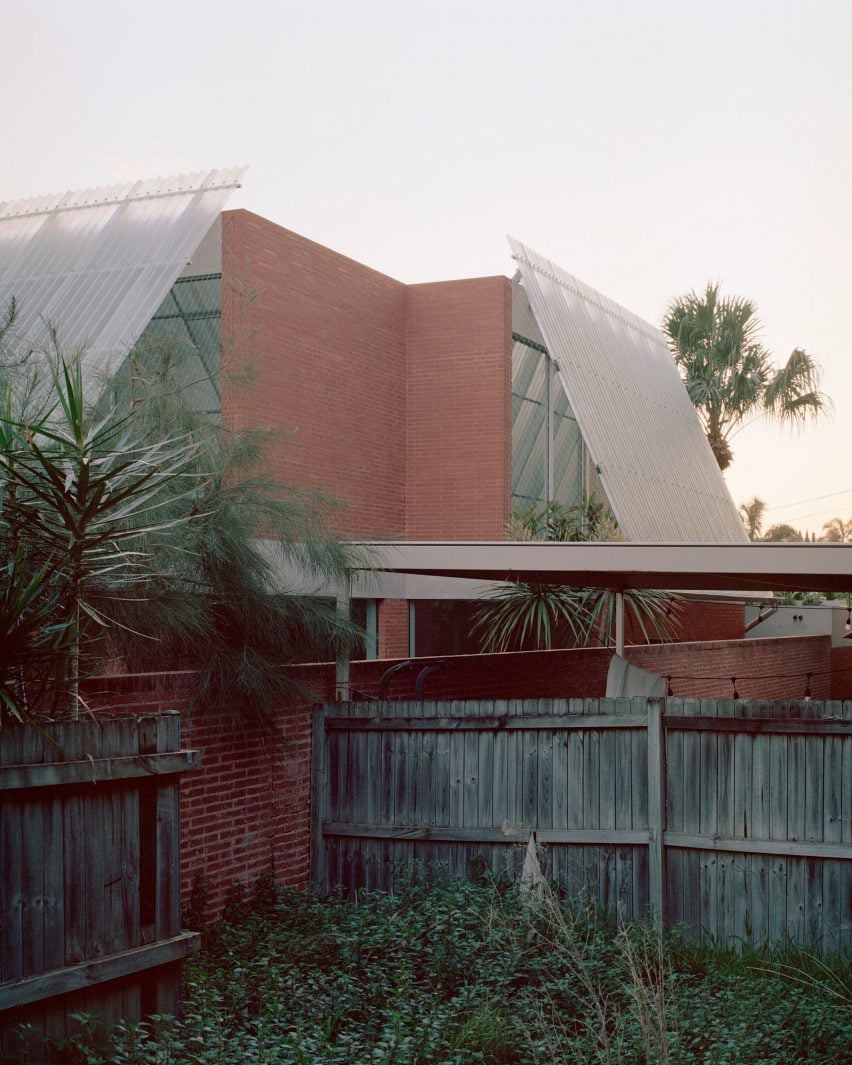 Back elevation of Clifton House by Anthony Gill Architects