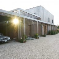Peconic Bay House by BarlisWedlick