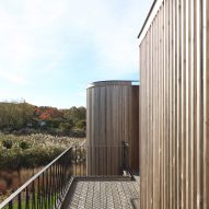 Peconic Bay House by BarlisWedlick
