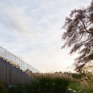 Peconic Bay House by BarlisWedlick