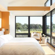 Peconic Bay House by BarlisWedlick
