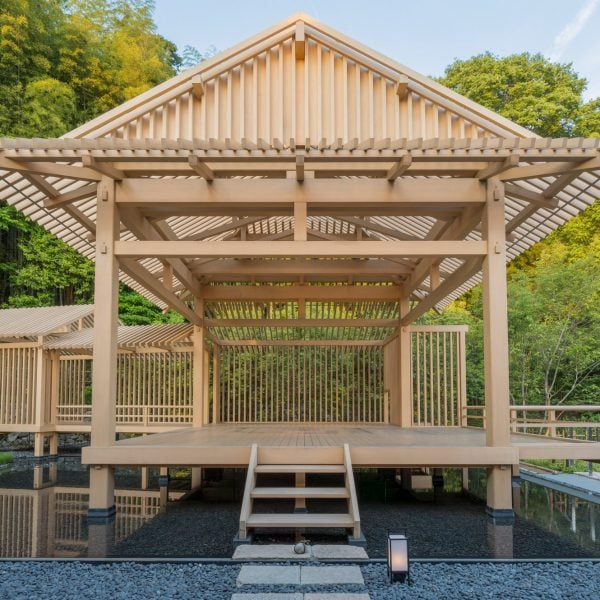 Kengo Kuma embellishes Banyan Tree Kyoto with timber theatre stage