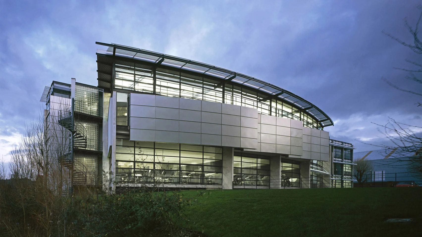 First RIBA prize winner university building