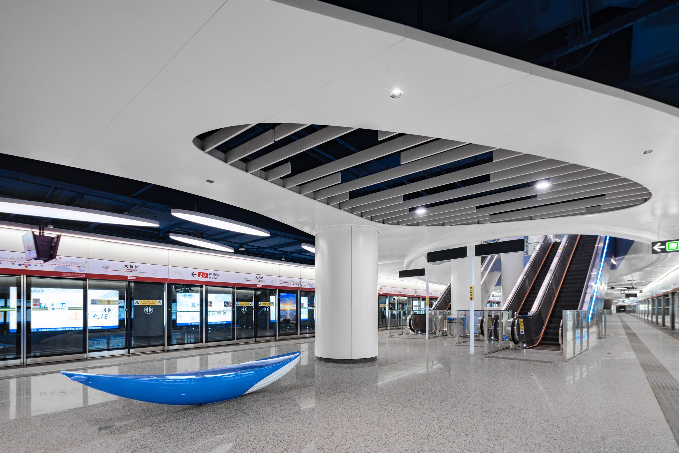 Whale benches of Dameisha station by Chetwoods