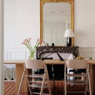 Click and Fold high chair by Cybex