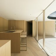 Hand in Hand House by Nendo