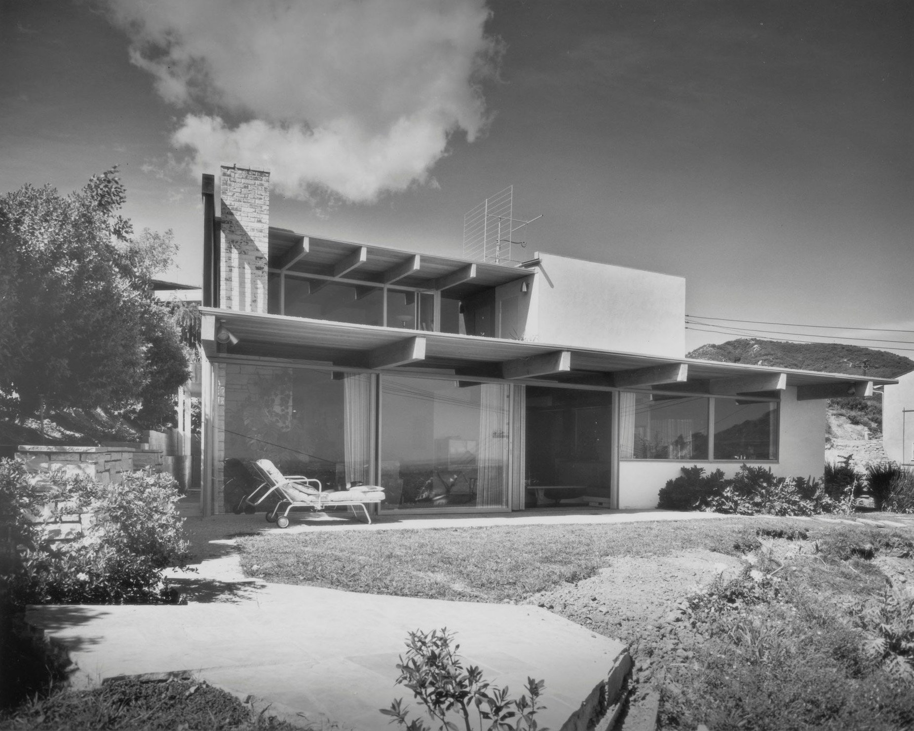 Richard Neutra's Kesler House was built in the 1950s