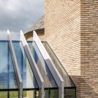 Malvern Pool House by Klas Hyllén Architecture