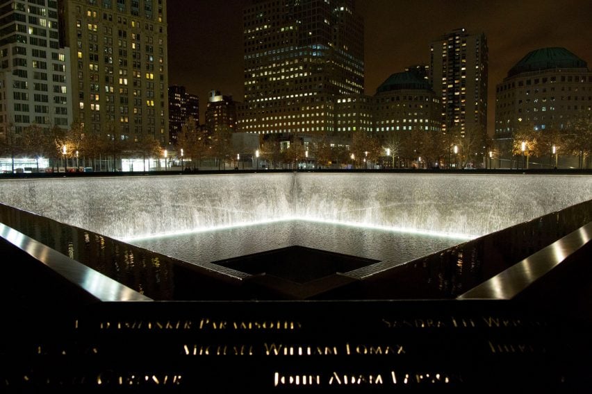 9/11 memorial at night